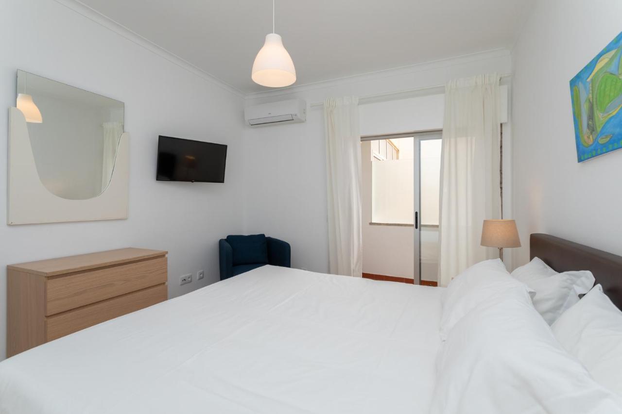 Al - Apartamentos Vista Mar Quarteira Extérieur photo