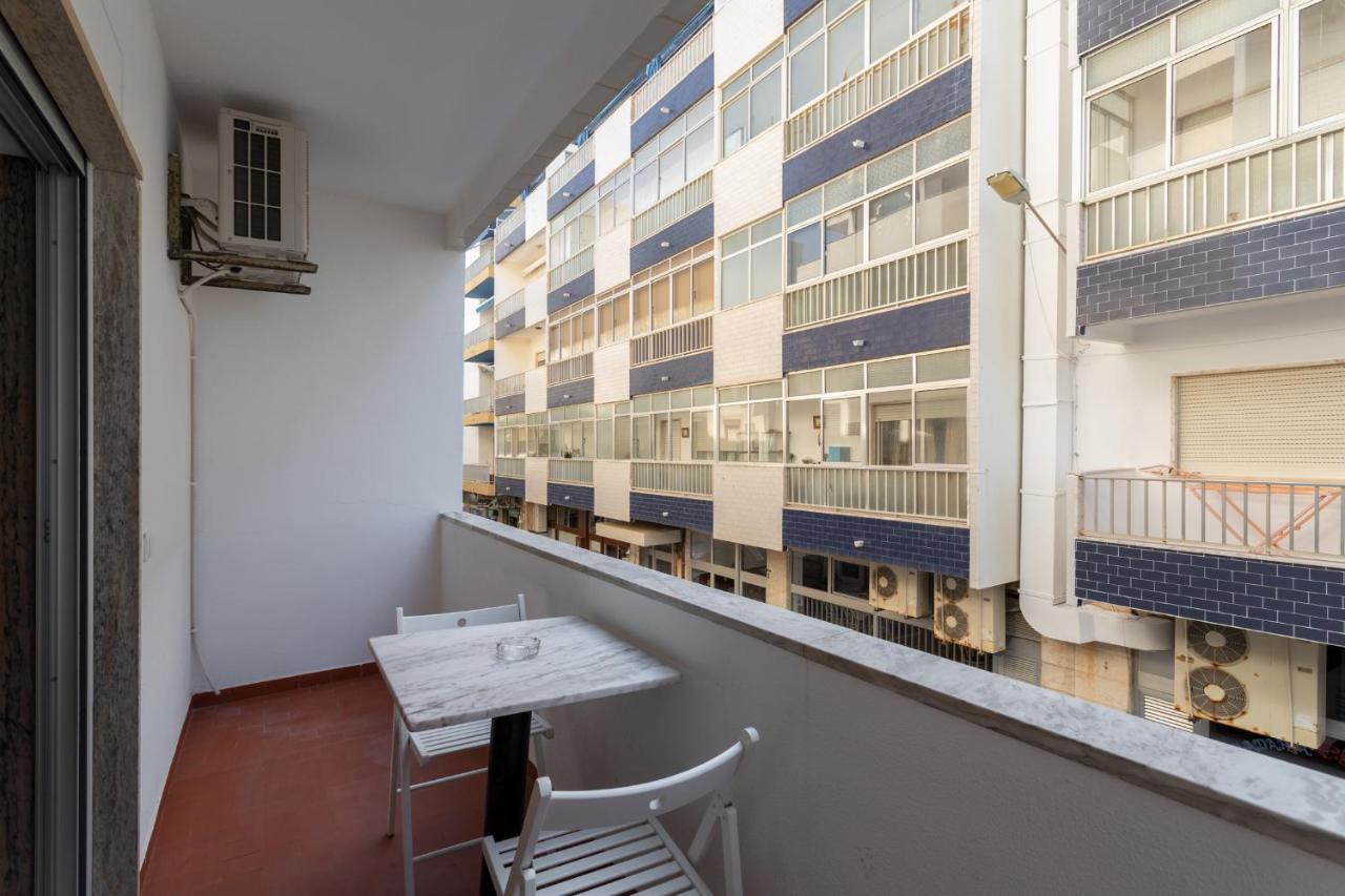 Al - Apartamentos Vista Mar Quarteira Extérieur photo